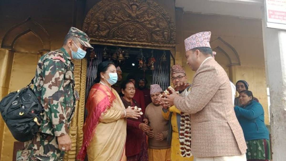 राष्ट्रपति भण्डारीद्वारा चाँगुनारायण मन्दिरमा पूजा एवं अवलोकन
